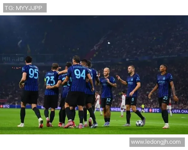 国际米兰主场小胜那不勒斯争夺冠军之路再添重要三分 国际米兰主场小胜那不勒斯争夺冠军之路再添重要三分