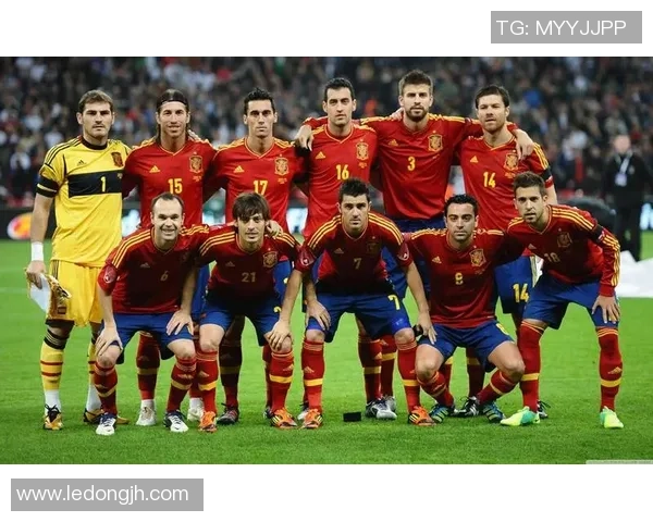 意大利U21对阵西班牙U21精彩比赛录像回顾与分析 意大利U21对阵西班牙U21精彩比赛录像回顾与分析